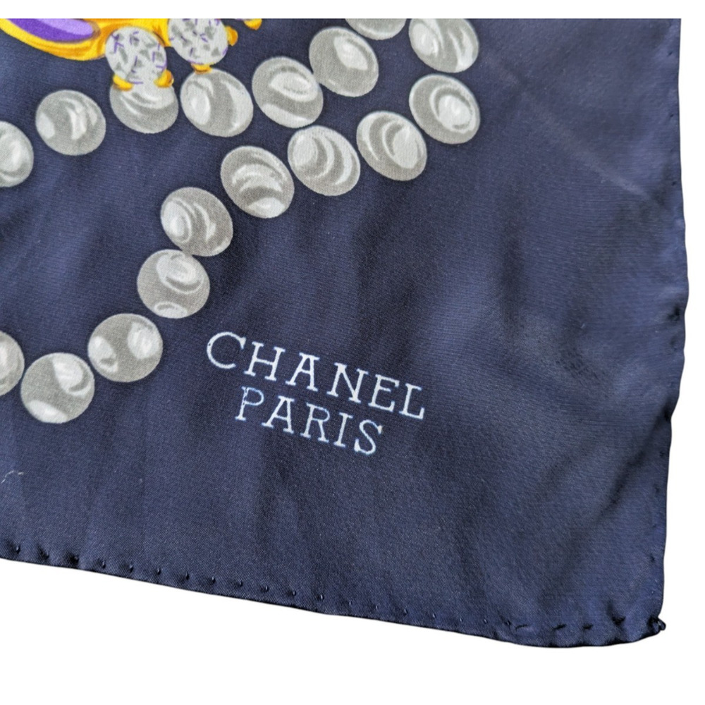Vintage Chanel Navy Blue Gripoix Floral 100% Silk Scarf Lily Pearls Camellia - Picture 3 of 13